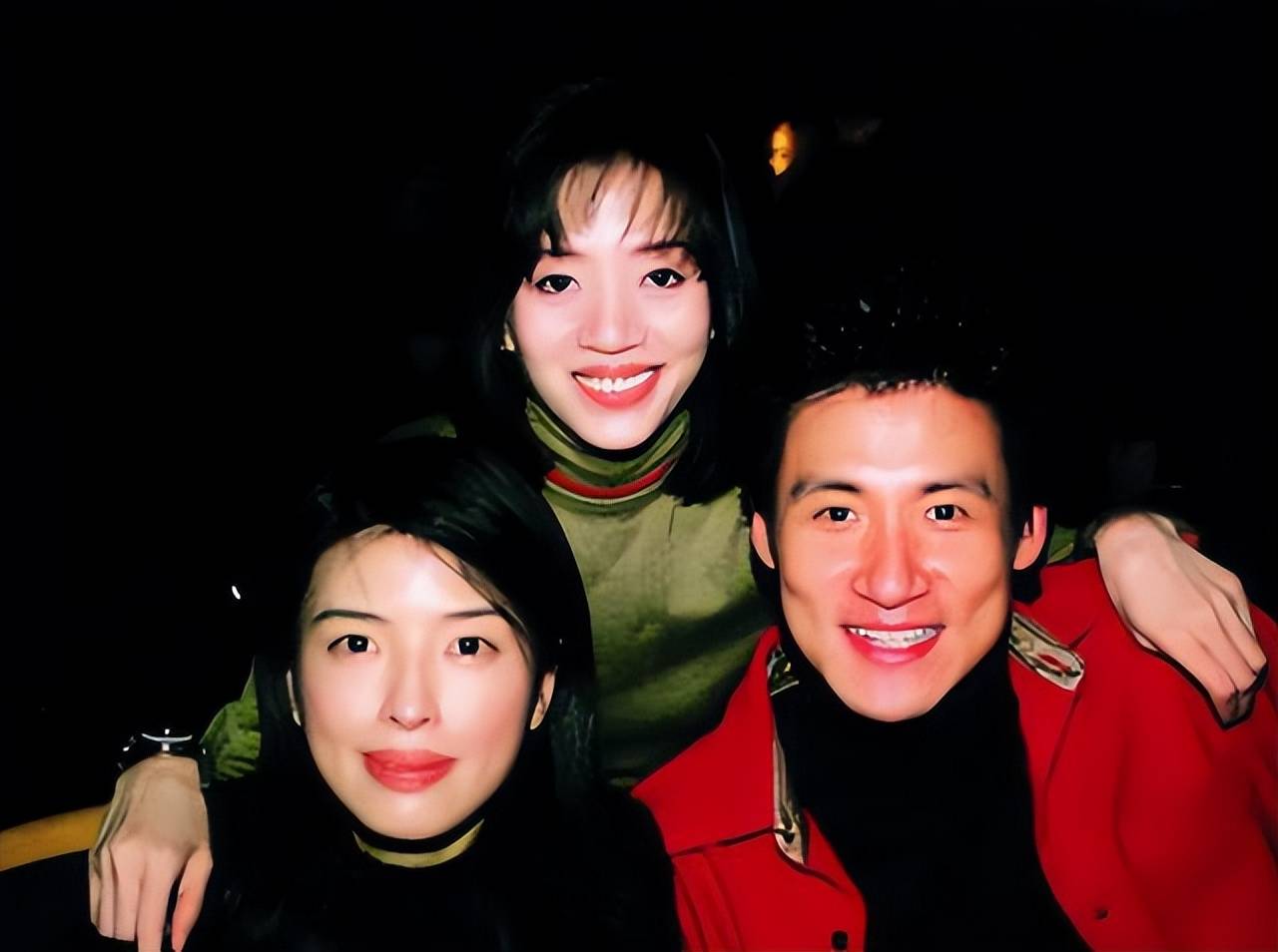 罗美薇究竟凭什么?能让张学友34年不变心!_女儿_媒体_妻子