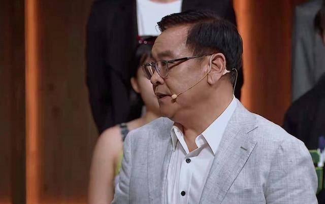 本可以"四进二",结果却是"三保一",尔冬升真把一碗水端平了_张月_姐姐