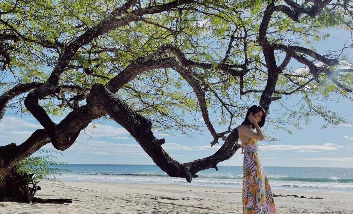 穿上潮流纹身抢镜,真个性超模身材_许婧_造型_时尚