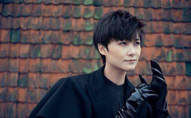 打烂一手好牌的两位人气超女,不仅丢了冠军,如今也泯然于众_刘忻_比赛