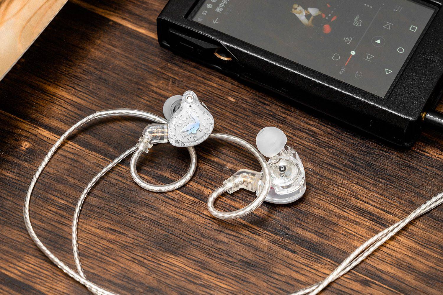 百元HiFi耳机香不香?来看体验,锦瑟香也SUPER TFZ LIVE 1 PRO评测