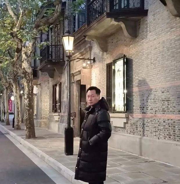 57岁的黎耀祥,定居中山半年,直言来得太对了!_生活_房子_历史