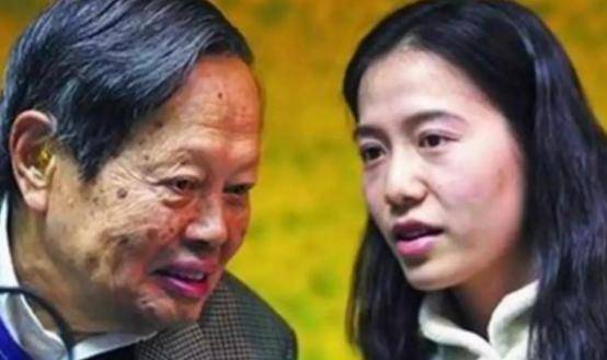 28岁翁帆嫁给82岁杨振宁，究竟图他什么？多年后翁帆说出了真相-翁帆嫁给杨振宁真实原因