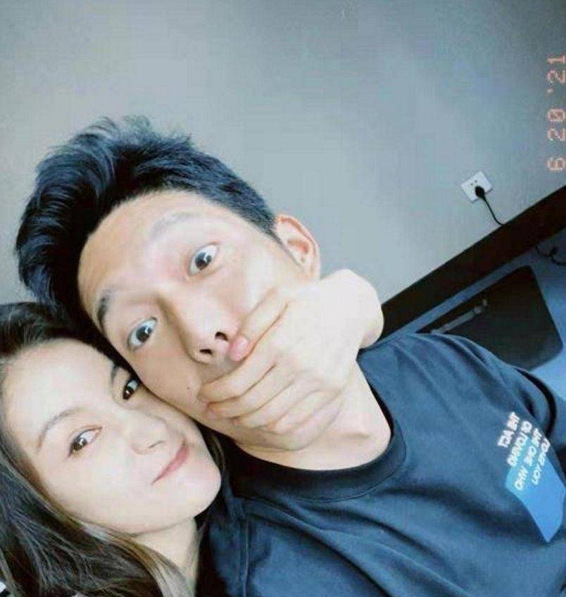王子文吴永恩约会被偶遇,搂腰牵手还同吃一块蛋糕_吴永文_吴子奇_照片