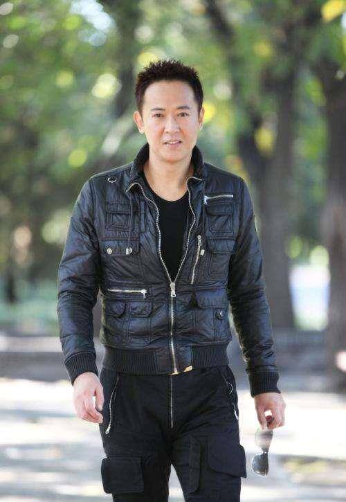 "策划歌王"汪正正:给老婆下跪的汉子不丢人,丢人的是自暴自弃_张静宇