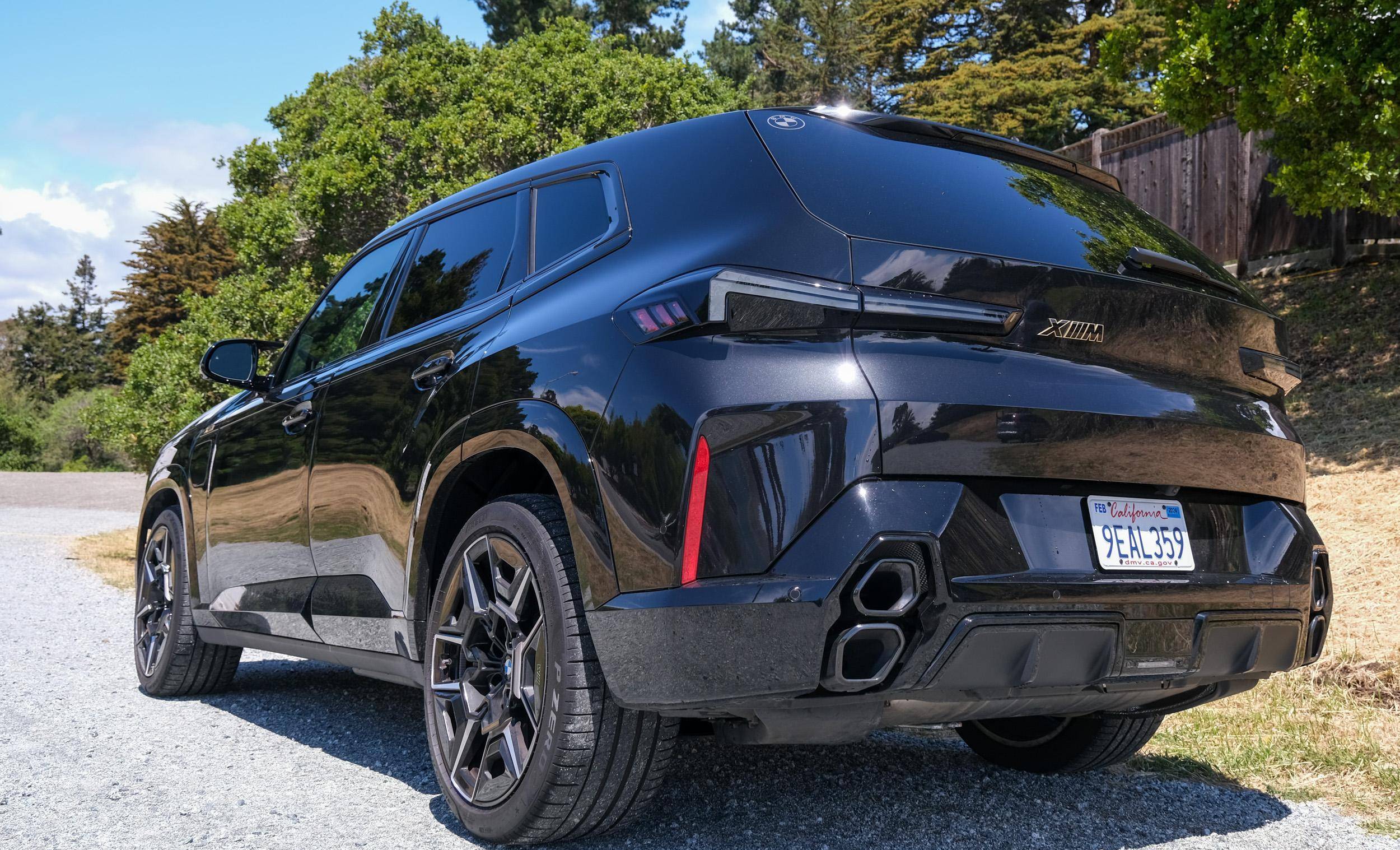 2023 BMW XM 评测:带动力的豪华插件_搜狐汽车_搜狐网