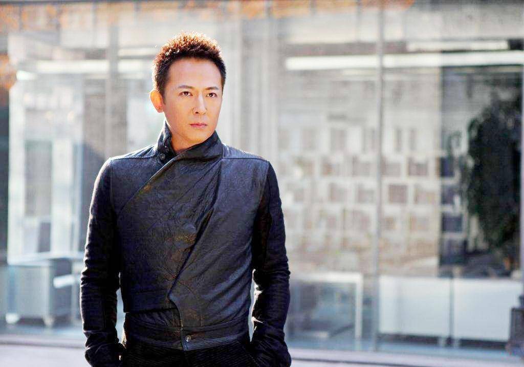 "策划歌王"汪正正:给老婆下跪的汉子不丢人,丢人的是自暴自弃_张静宇