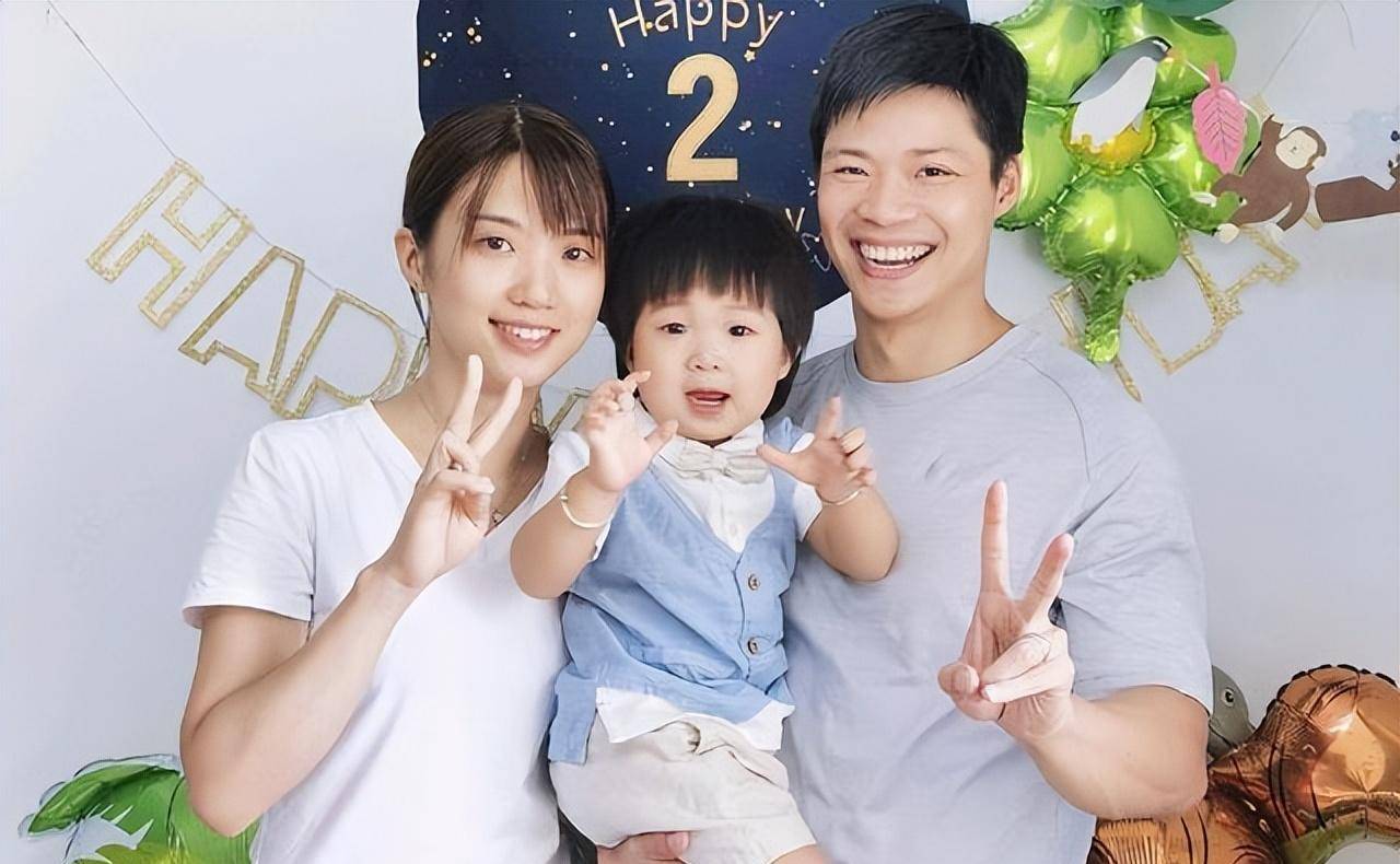 苏炳添走上新岗位,妻子生二胎,全家搬进2000万豪宅_林艳芳_苏神_奥运
