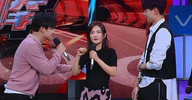 胡一天围观谢娜,郑业成演戏,何炅不理解,胡一天给出原因超暖心_杨幂