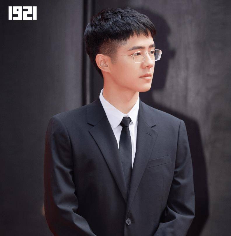 继黄轩倪妮后,刘昊然新电影迎"艺考大队",青年演员全是高颜值_夏梦