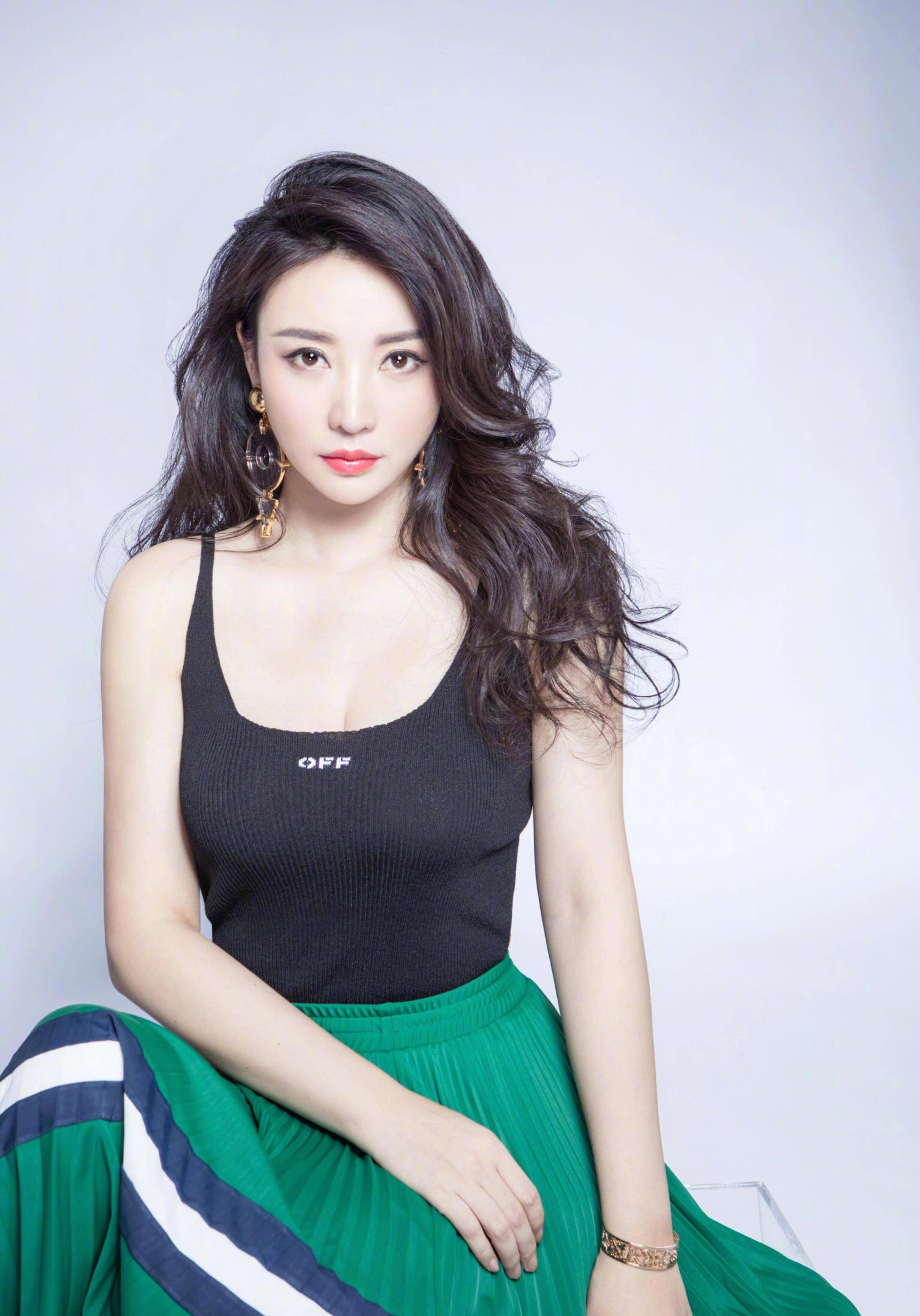 关婷娜"个性性感"被批,来看看娱乐圈最悲催的"真相"_赵大叔_网友_先生