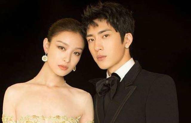 井柏然做了什么?让网友们批评他不是一个好男友_倪妮_行李箱_机场