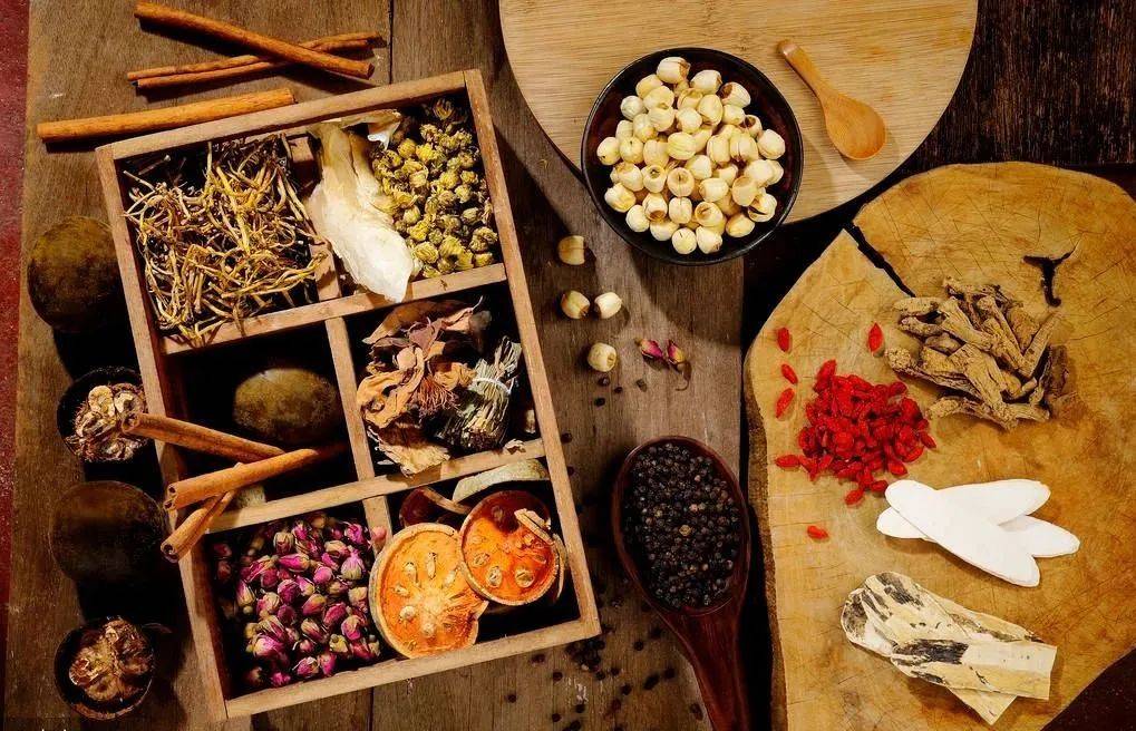 作为一名老中医,今天王祥麒教授告诉你,中医到底在哪些阶段能帮助到