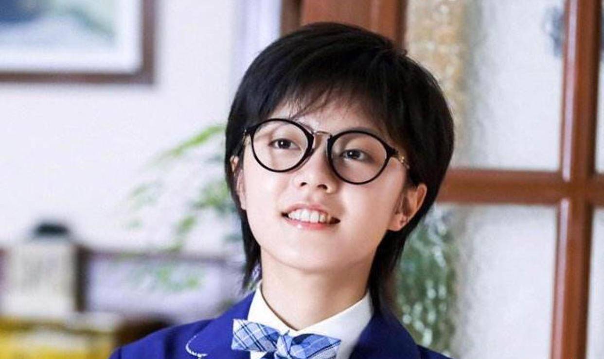 妈妈王胜男的闫妮日常拌嘴,还是与饰演学霸钱三一的郭俊辰互生暧昧的