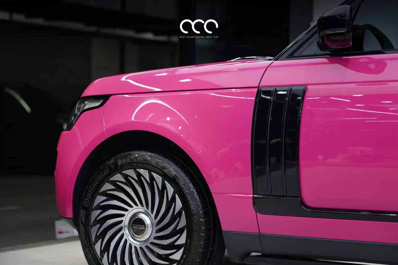 路虎揽胜漫彩改色膜甜菜根紫,高饱和紫红色系