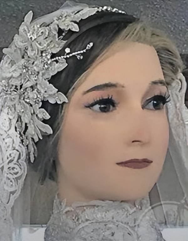 墨西哥"僵尸新娘",婚纱店橱窗人偶,竟用店主女儿尸体制成的?