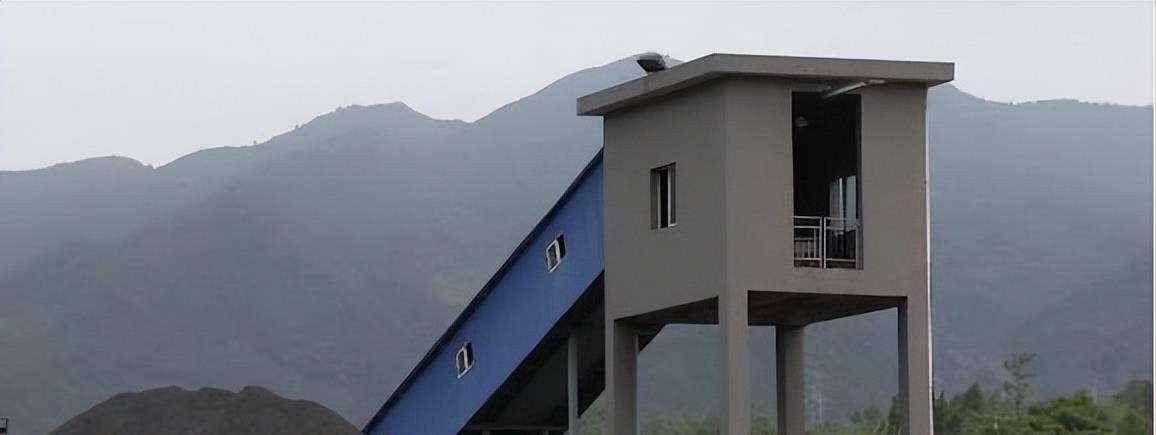 贵州黑老大杨老六,从死刑犯到富甲一方,给遇难矿工灌酒敛财15亿_杨玉