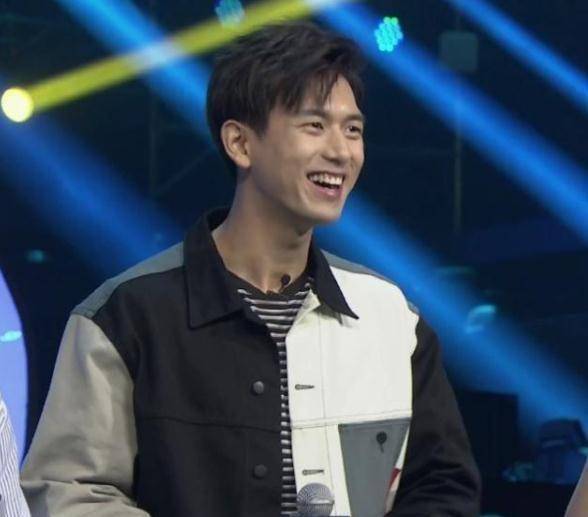 李现杨幂被跟拍的背后,我看到了人心丑陋的一面_明星_私生活_什么