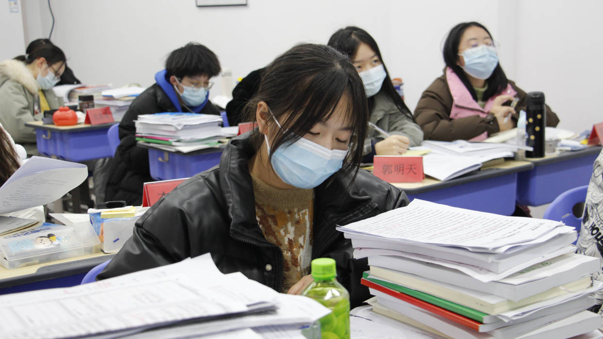 高考复读：优势与劣势你需要知道_压力_高三_问题