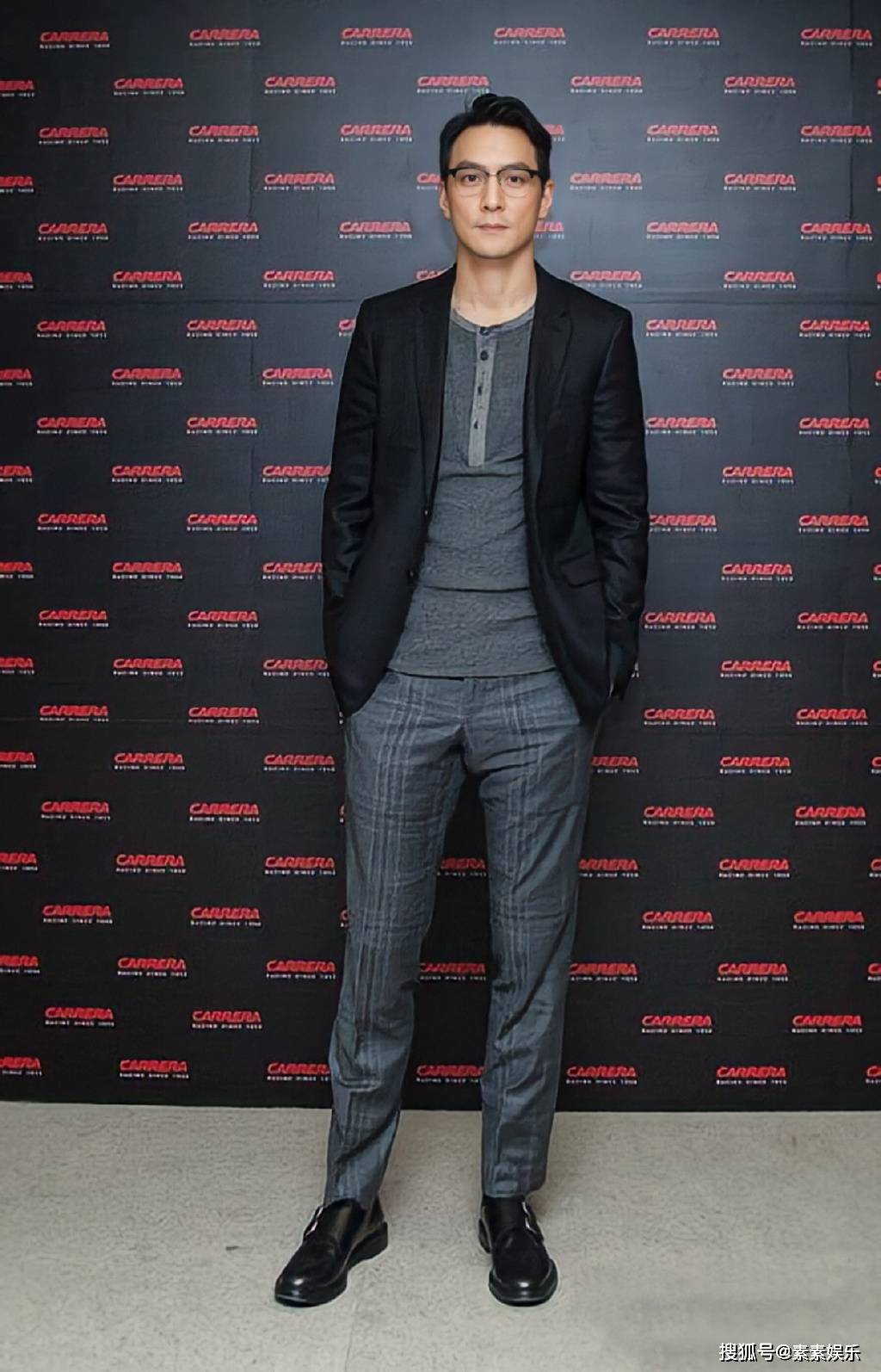 吴彦祖最新照片曝光,与谢贤撞脸引发热议,新发型更显魅力_阿祖_样子