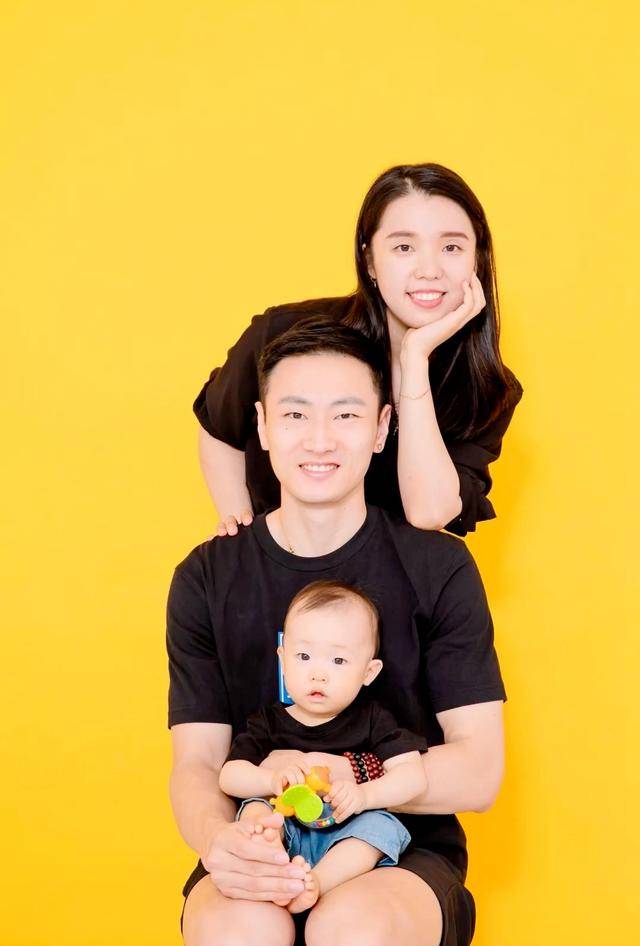 妻子被质疑小三上位,当年撬走搭档男友_张楠_赵芸蕾_田卿