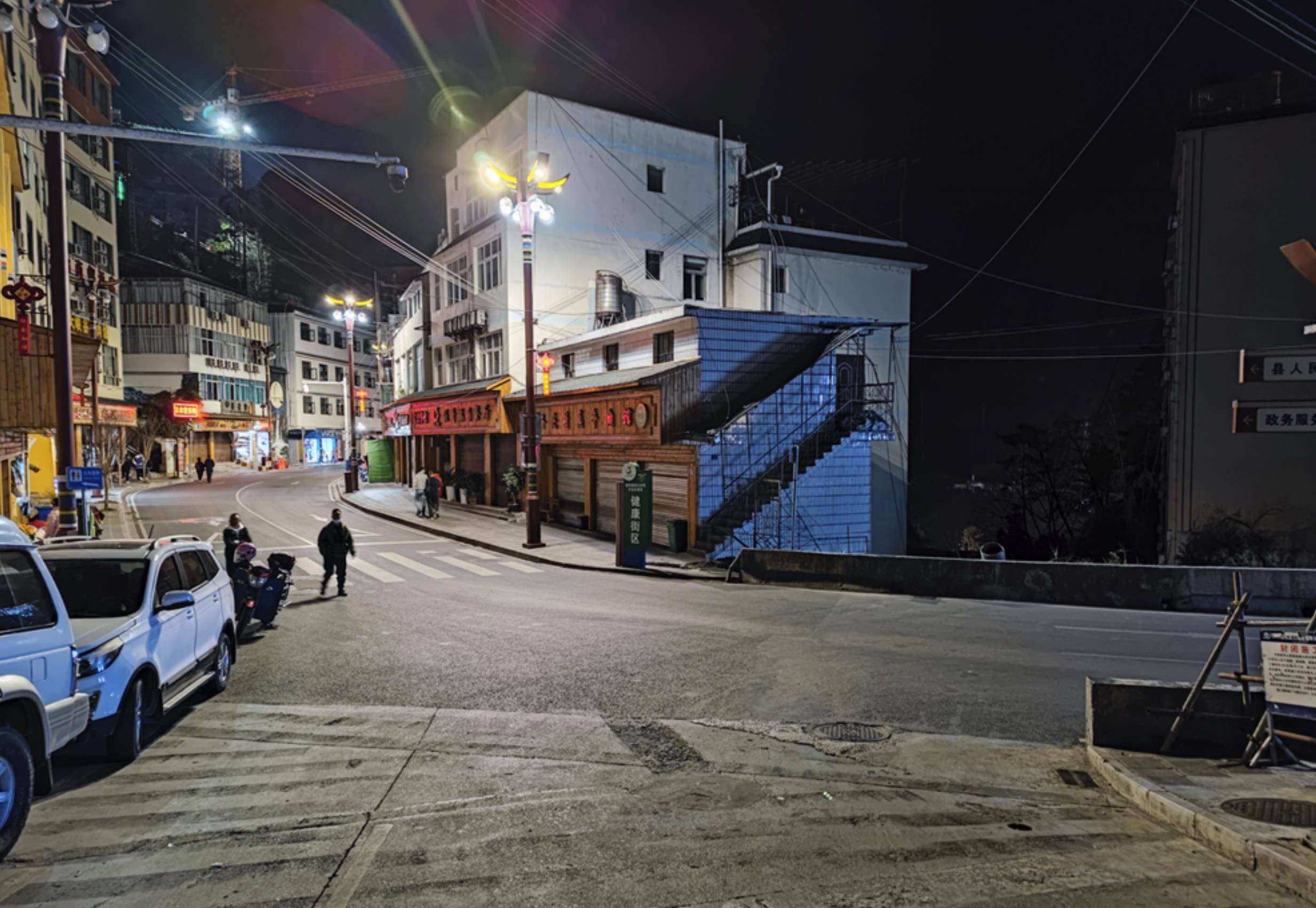 云南省"滇西旅游环线"(小)自驾游补记04-丙中洛到贡山县城_无人机