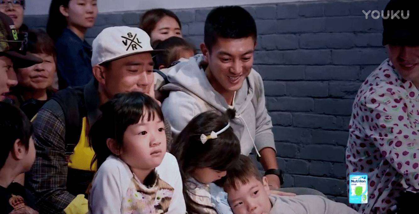 "猛男收割机"小泡芙:被周杰伦抱大,陈小春霍思燕抢定儿媳妇_刘畊宏