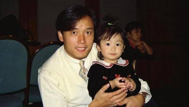 苗侨伟62岁生日最欣慰29岁女儿入行自力更生,三度获tvb邀约选美_发展