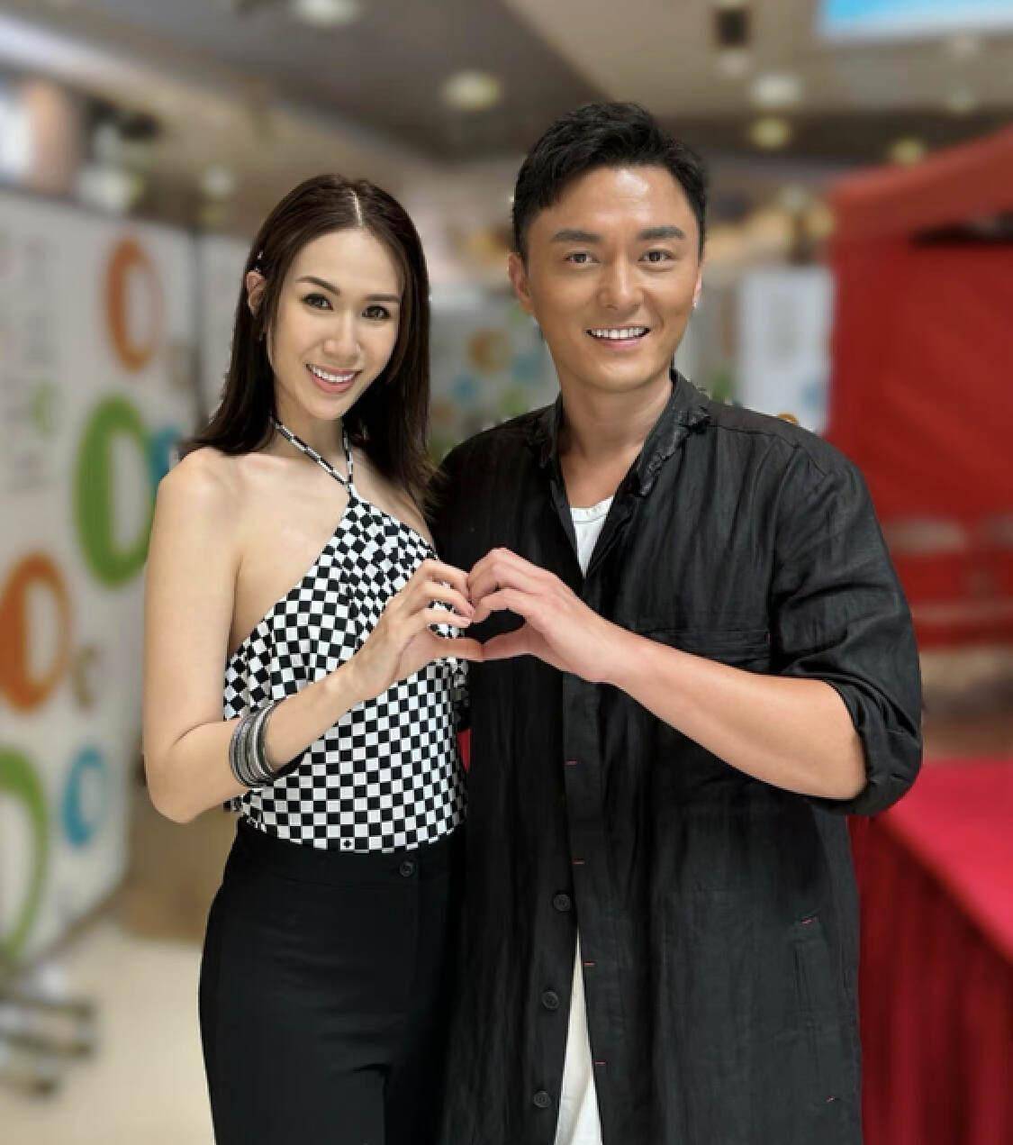除此之外杨明表示最要感谢的便是女友庄思明,杨明直言这三年女友帮他