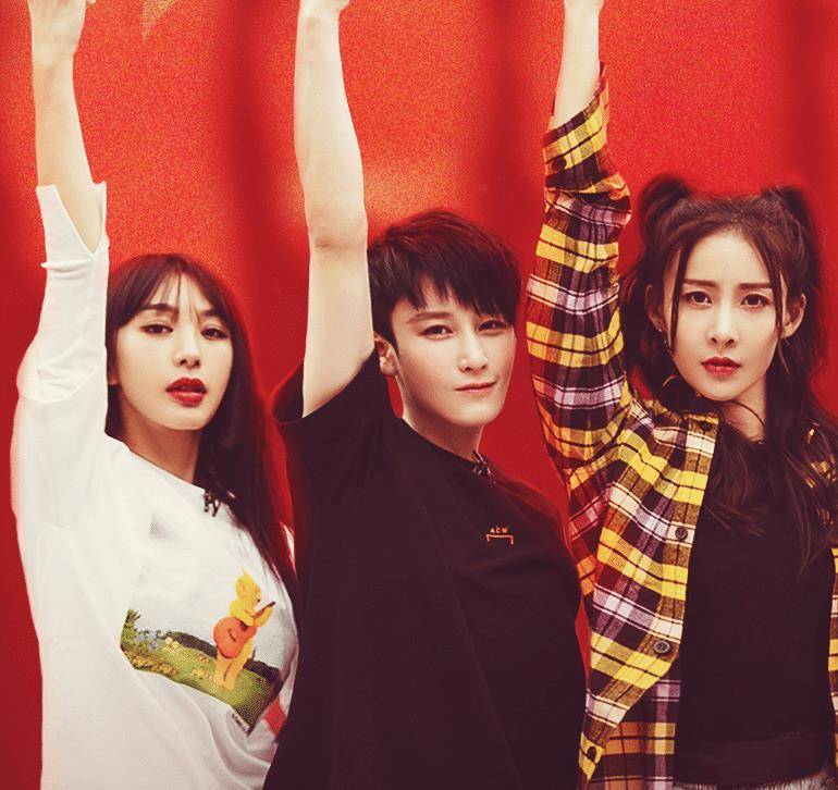 李菲儿头都歪了,张柏芝撞脸宋祖儿_姐姐_江映蓉_网友