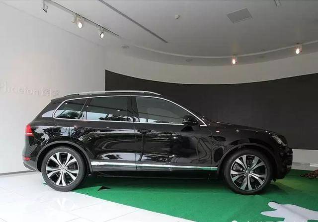 老款"途锐4.2 v8"赏析,网友:再过10年也依旧经典!_搜狐汽车_搜狐网