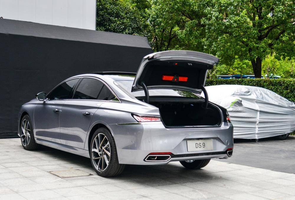 国产ds9海外发售,价格叫板奥迪a6!法系豪车究竟差在哪里?