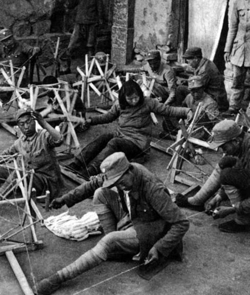 新四军旅长携妻女,3个月辗转5000里赴延安,一路历生死_李珊_段焕竞