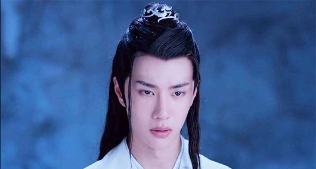 王一博《陈情令》撞脸网红还被吐槽面瘫_表演_同学_网友