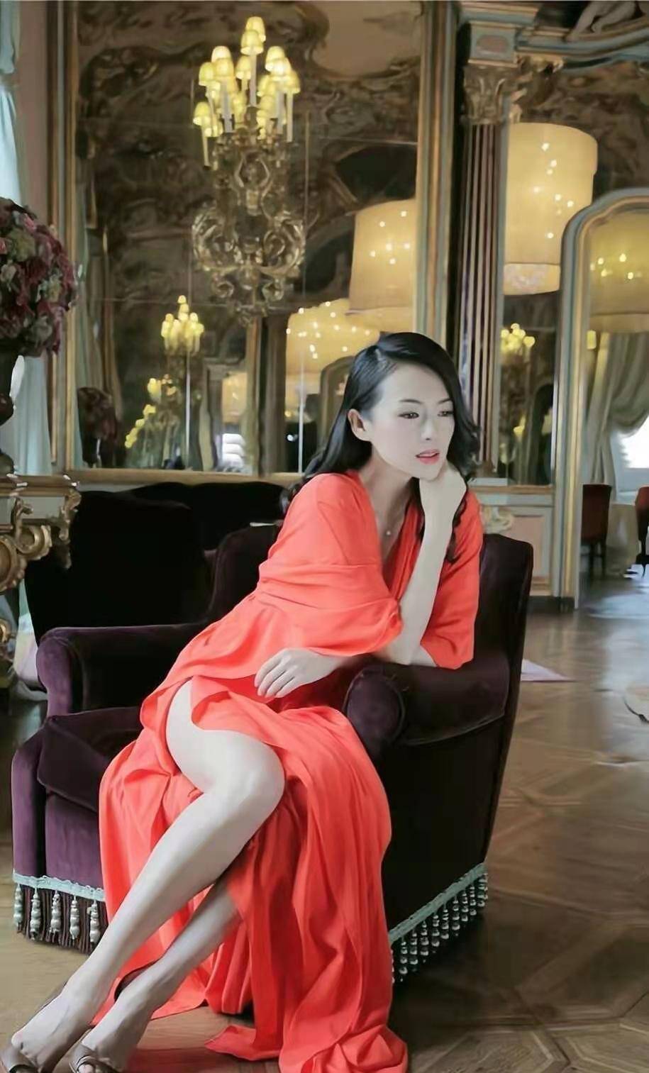 女星红毯奋斗史,章子怡终成国际章,舒淇路宽长裙受好评_电影节_实力派