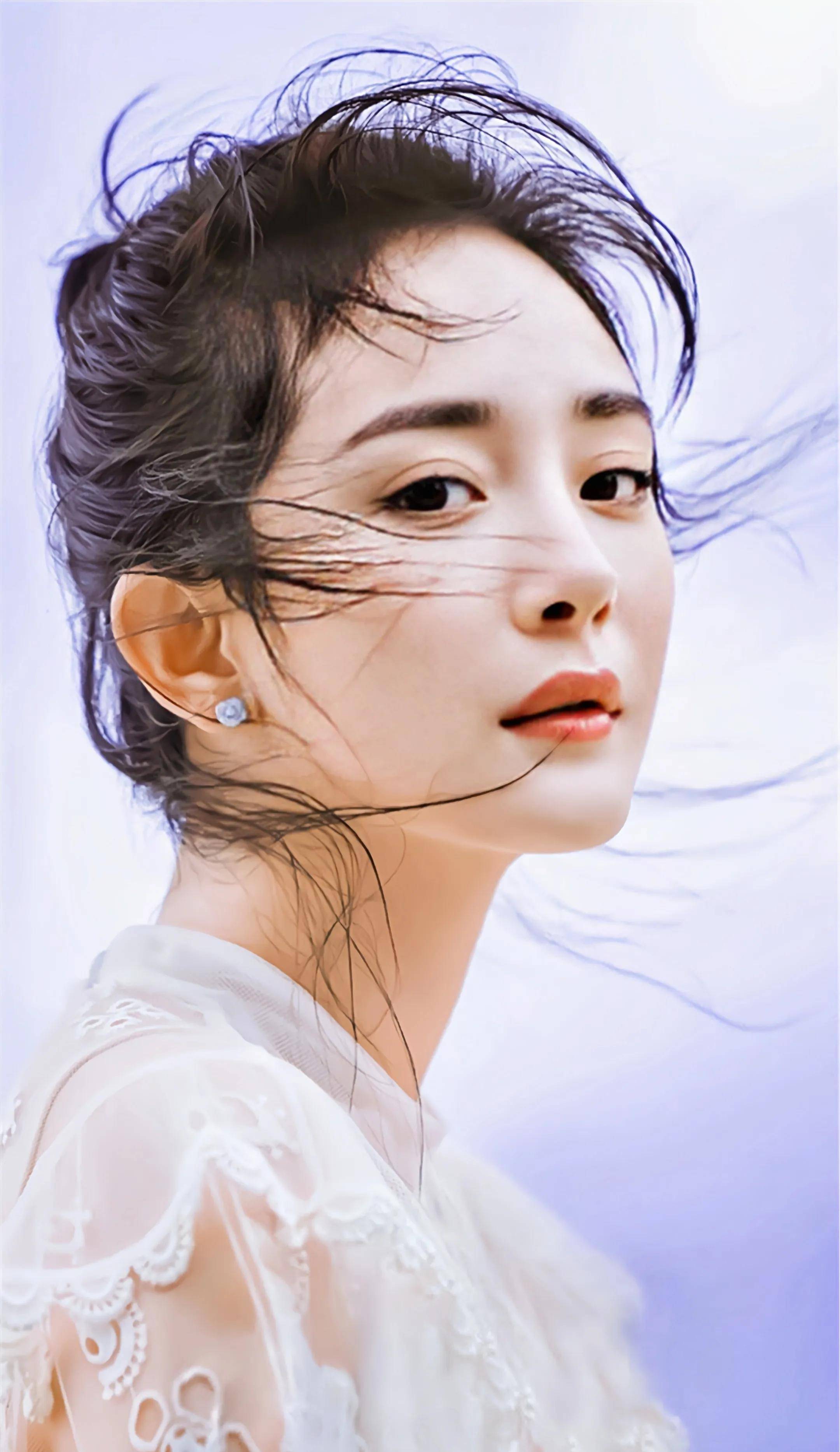 风华绝代的杨幂,影视剧排行第一美人,高清写真美图到底有多撩人_紫曦