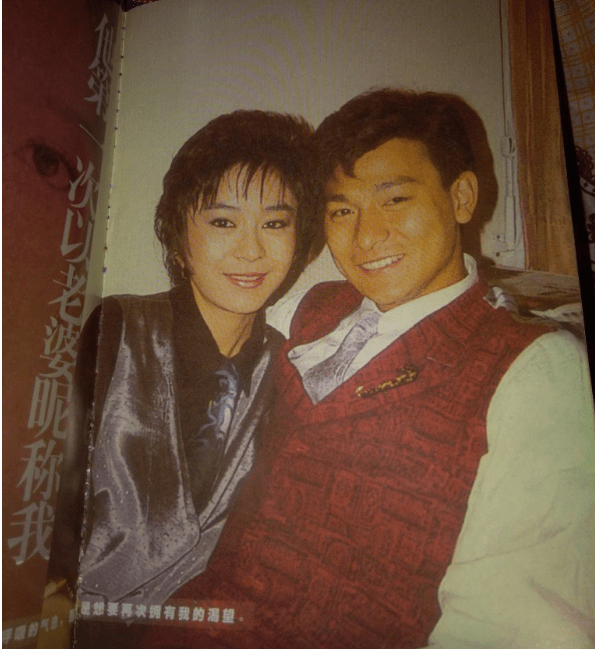 2008年,刘德华与伴侣朱丽倩宣布了结婚结婚照这回喻可欣,甚至没资格再