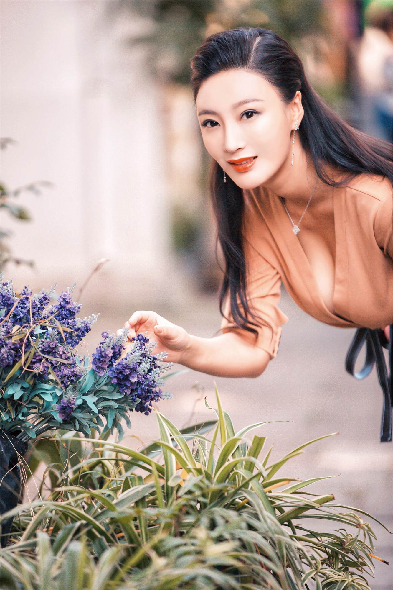 这位河南姑娘被男友骗去拍三级片,结果却一炮而红_王李_丹妮_父母