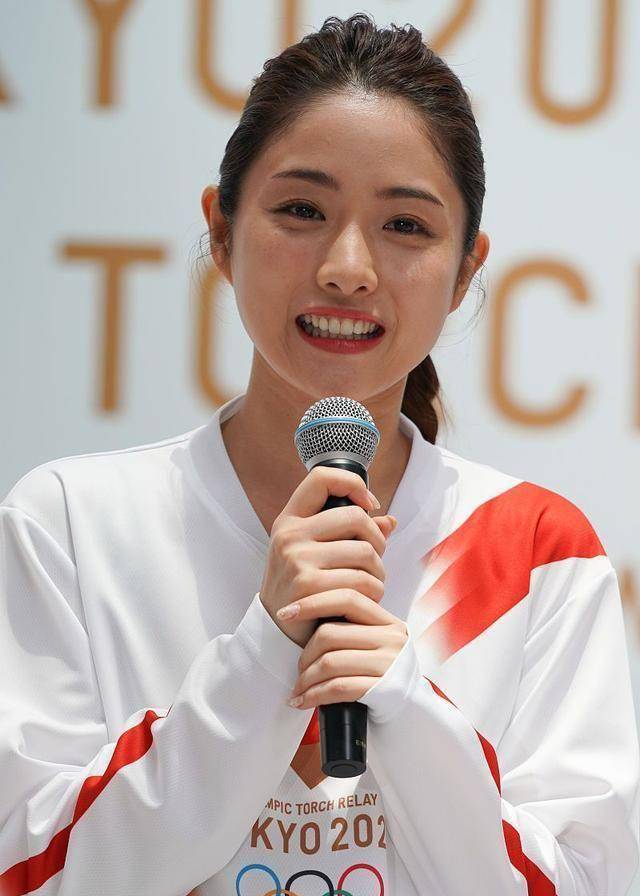 石原里美为尽孝才结婚?