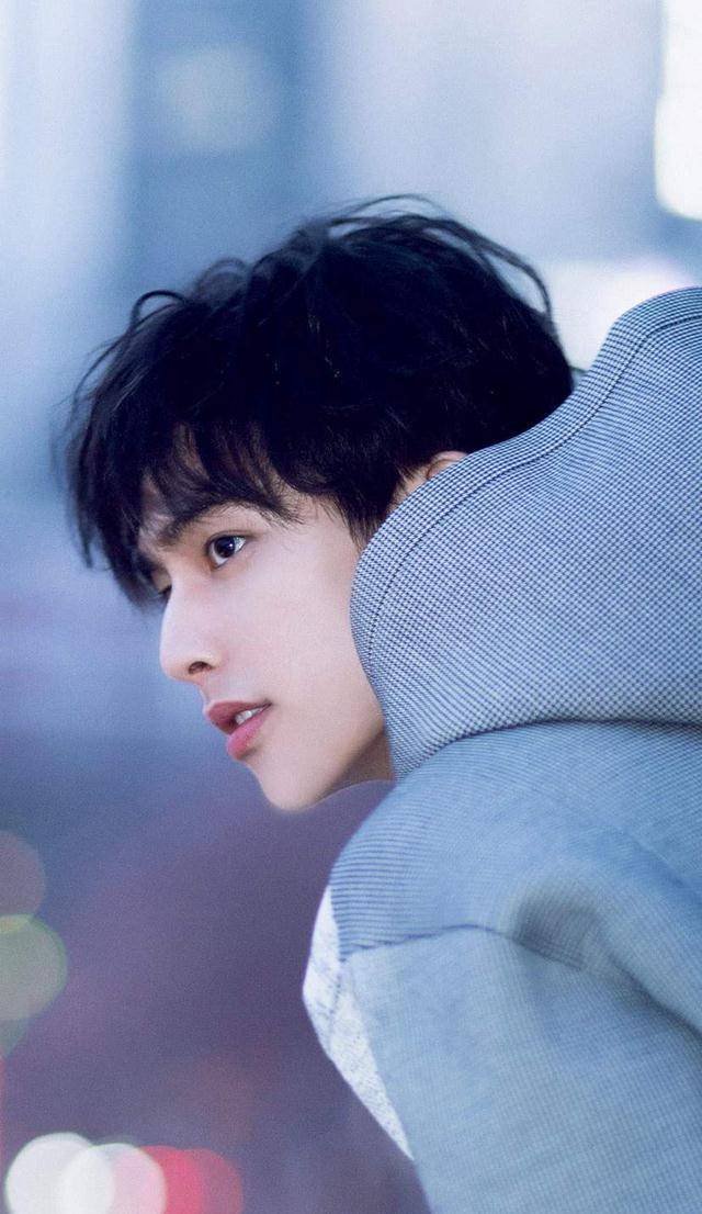 宋威龙动态积极,呼吁粉丝不要攻击别人,《张公案》路透增多_电视剧