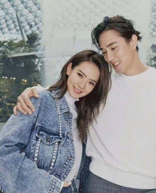 李承铉有多宠?听到他对戚薇的称呼,网友:太甜了_lucky_节目_老公