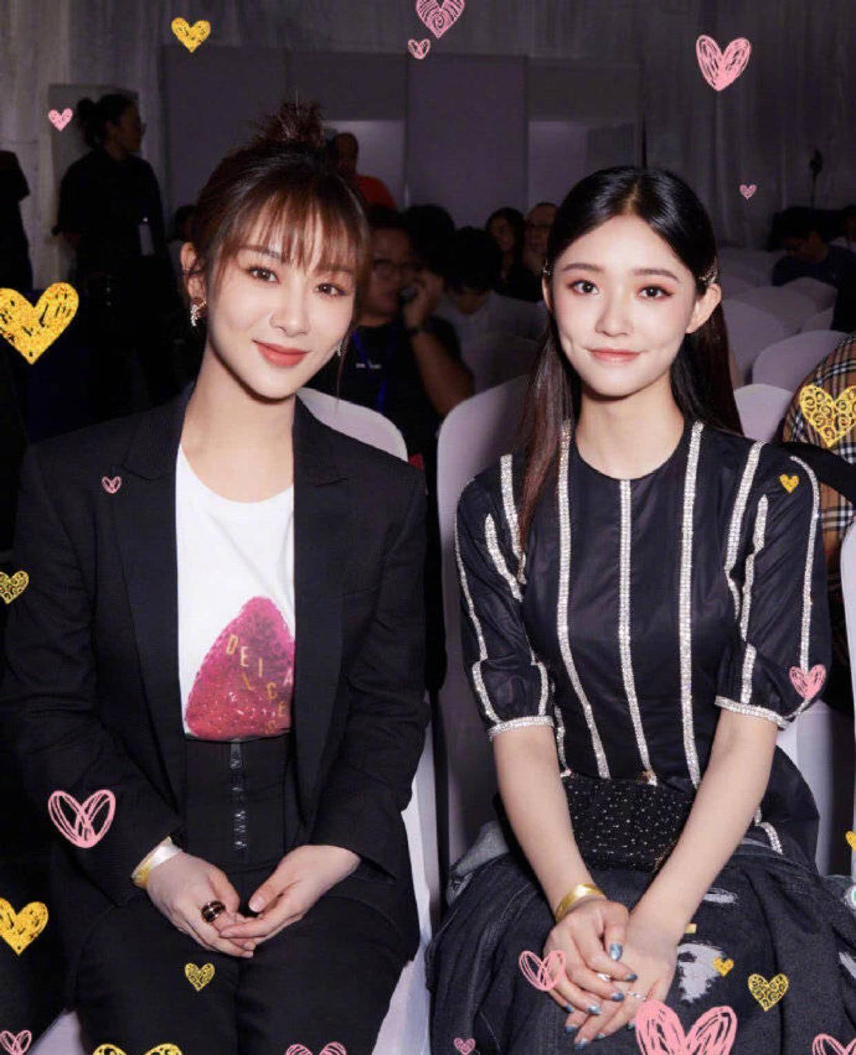 沈月和杨紫撞衫被吐槽,一个如女神一个就像小学生一样_身材_作品_网友