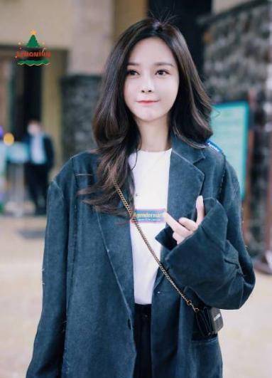 沈梦辰晒私密照,真不拿大家当外人,女星中的"泥石流"_斑秃_照片_年龄