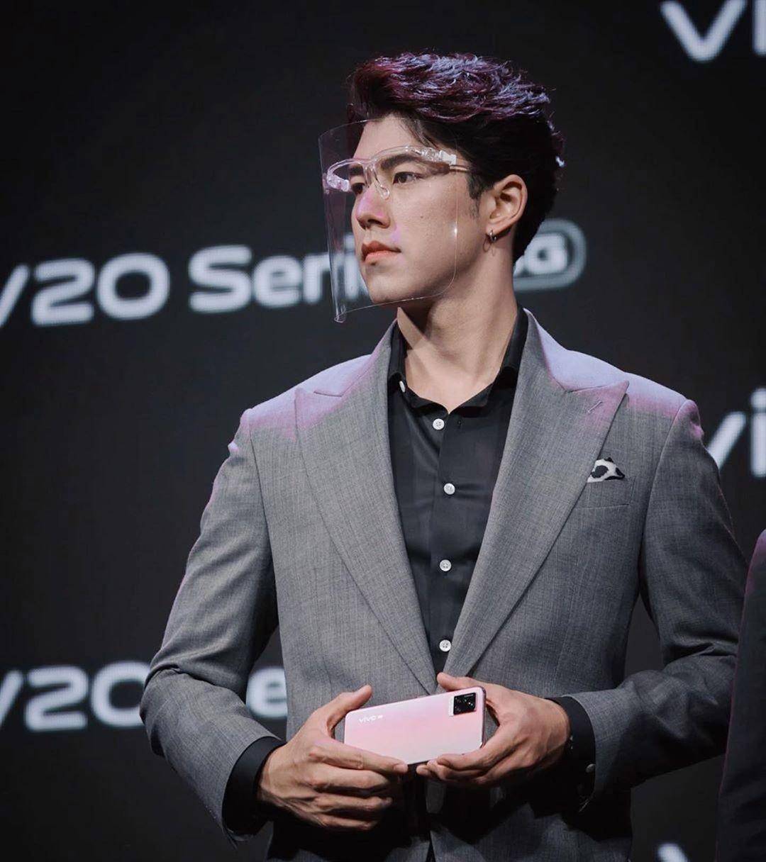 泰星nine:妈妈已经允许我交女朋友了,我喜欢有幽默感的女孩_一个人