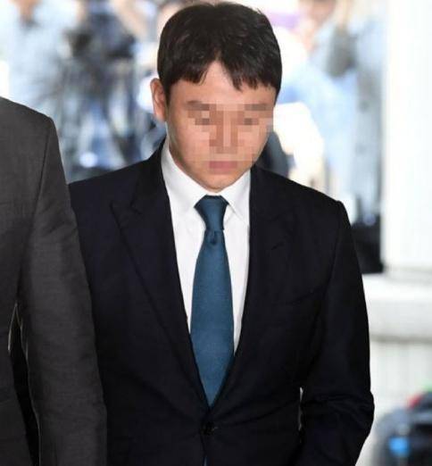 作为"受害者"的朴寒星还出来道歉,真是心疼这位姐,这个时候还要给老公