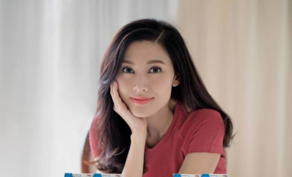 最美港姐李嘉欣五十一岁,最真实的素颜暴露_状态_疫情_儿子