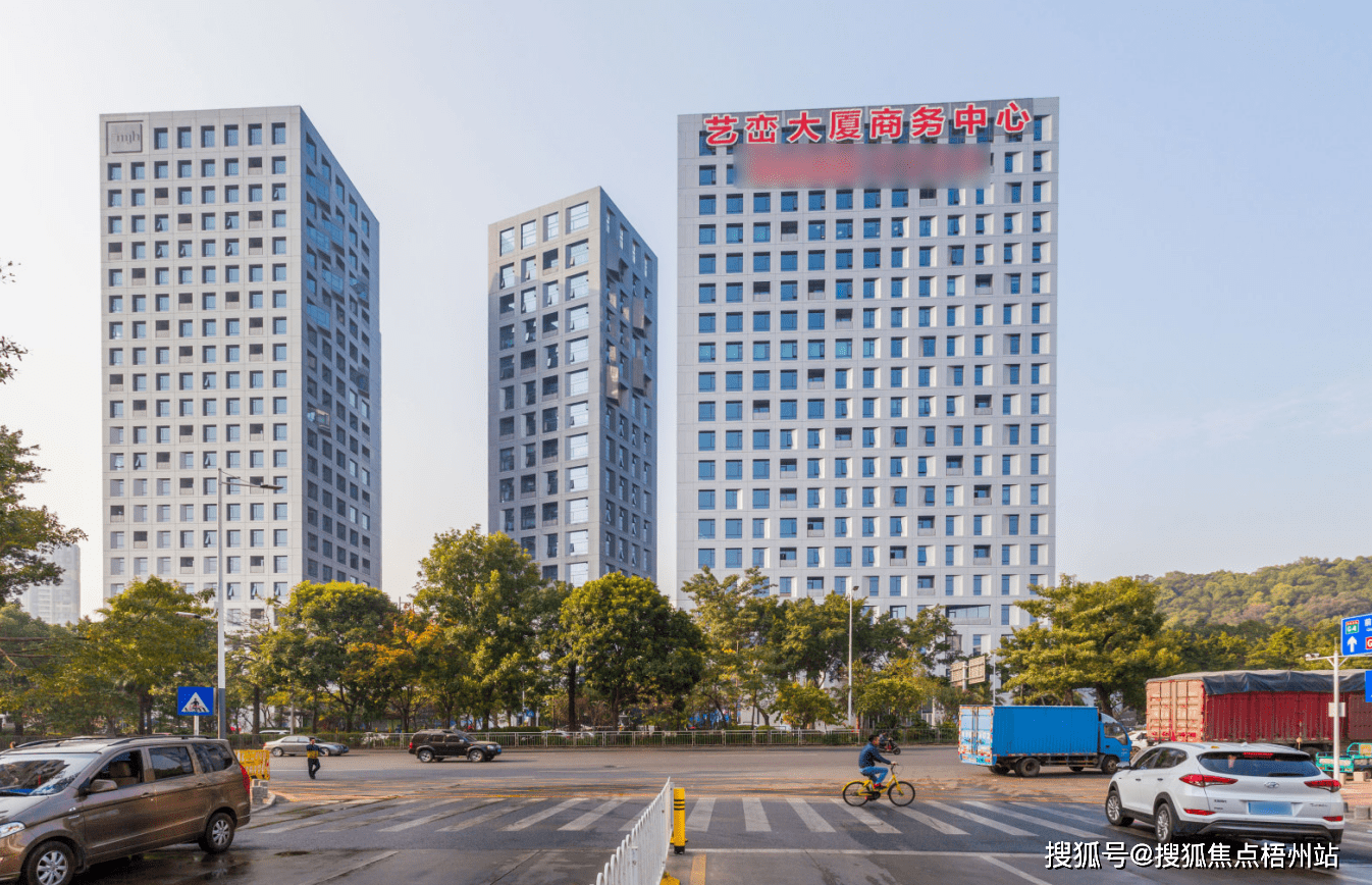 深圳满京华soho艺峦-出租|招商|租金-写字楼租赁中心-欢迎您_距离