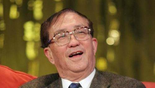 宋祖德曾评判德云社,说郭德纲学历低,应该让郭麒麟回去上学_相声_天赋