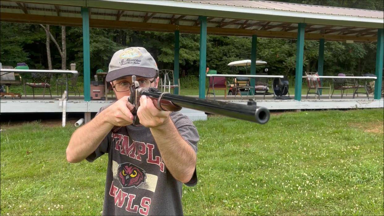 它在美国内战期间得到广泛应用 采用独特的后膛装弹系统_夏普斯_步枪