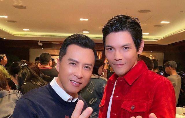向佐健身房放豪言,晒"搓衣板"式腹肌硬汉十足,却遭粉丝催生?
